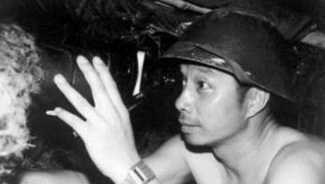 1985年，时任第67集团军参谋长的粟戎生（粟裕长子）率部参加对越自卫反击战，在