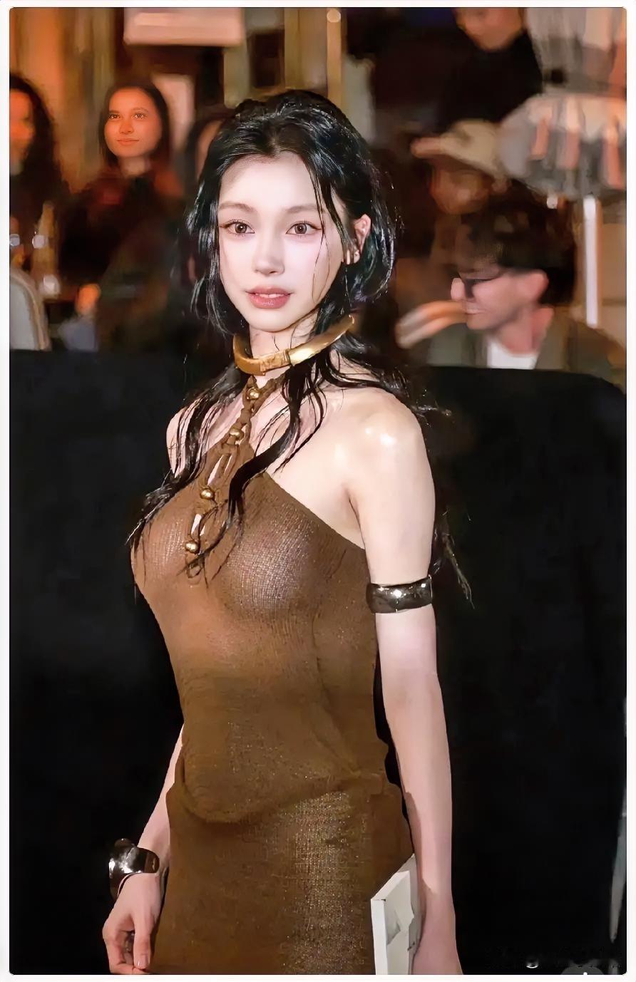 易梦玲如今的现状给所有女人提了个醒，无论你身材再好，再漂亮，也千万要有自