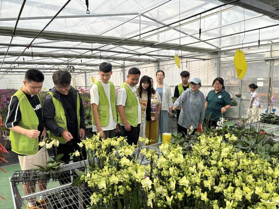 潍坊工程职业学院走出2100余名复合型“新花匠”
