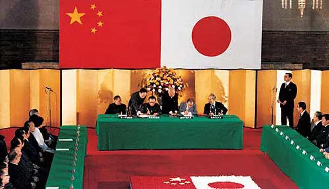 一场战争造成的伤口，怎么可能用一句“不要赔款”轻轻翻篇？1972年，中日邦交正常