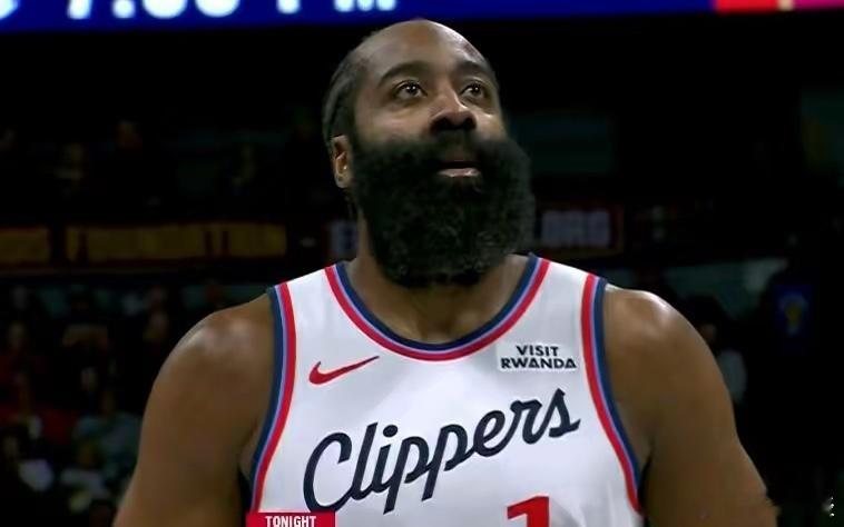 快船无奈输掘金！3点残酷的事实：第一：裁判尺度太逆天！简直和去年季后赛的尺度如出