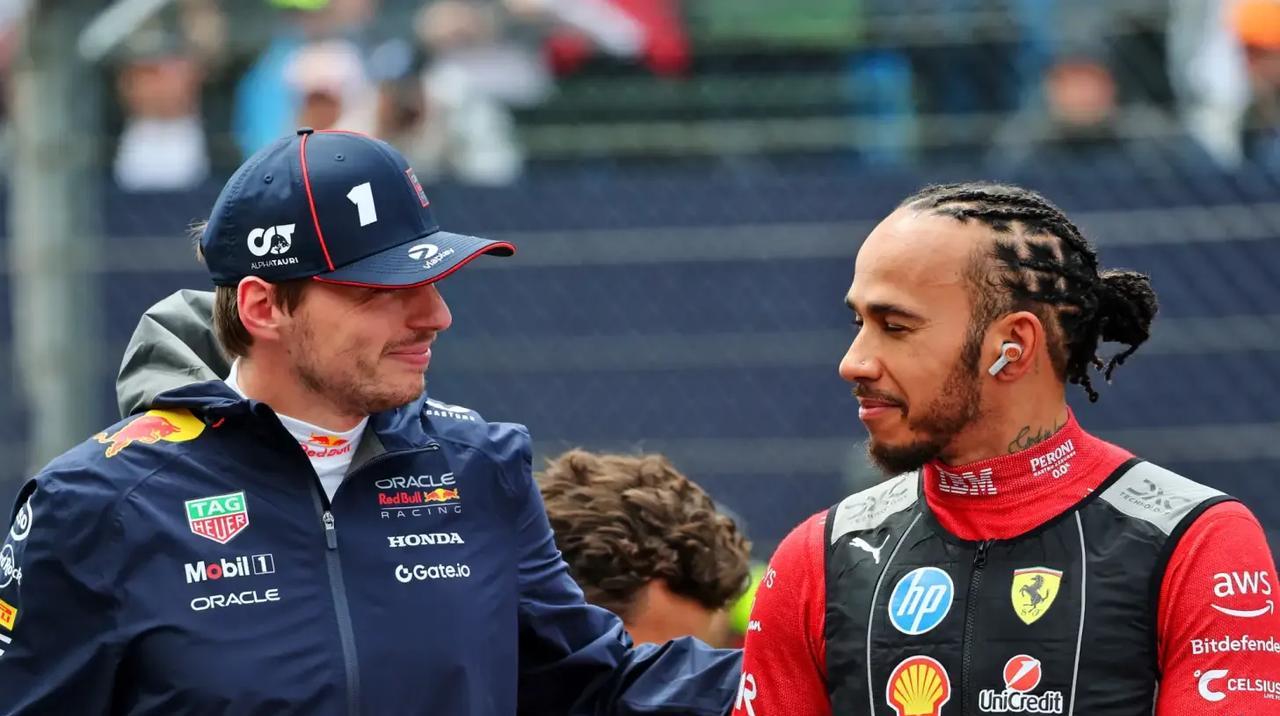 F1晨报（8.4）：诺里斯夺冠，法拉利整活，维斯塔潘和汉密尔顿险酿冲突不出所料