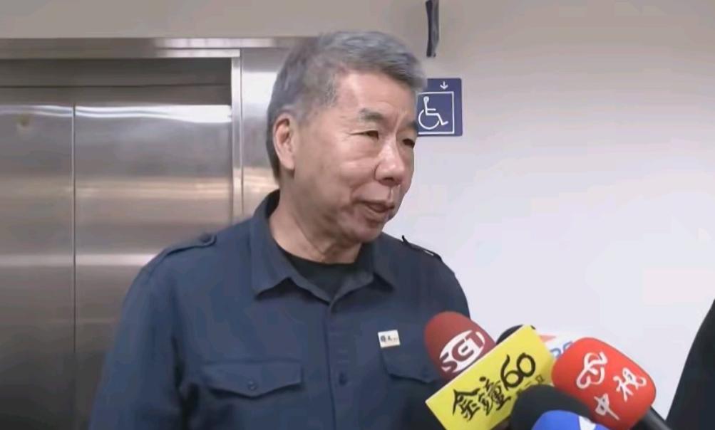 张亚中退出政坛,这一次为什么伤心绝望?张亚中在10月19日深夜发布的那封长信,