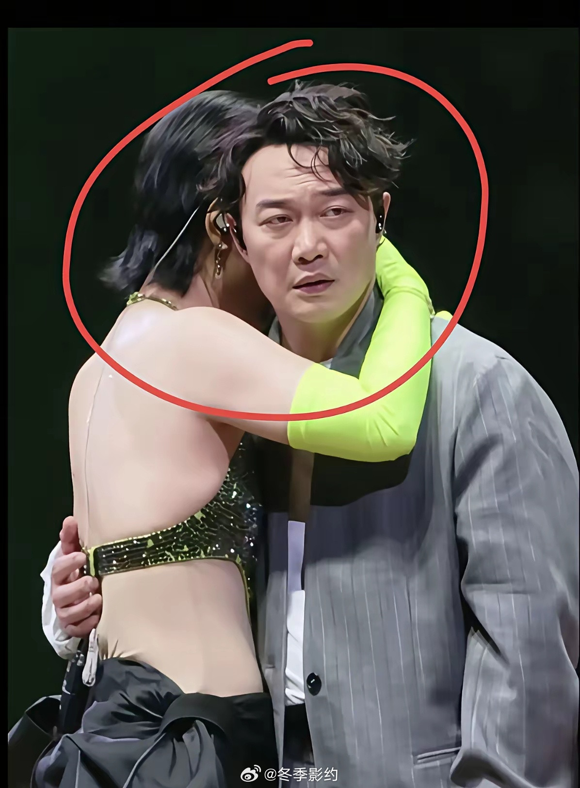 现在全网最尴尬的人就是陈奕迅了。他估计怎么也没想到，本来过生日只想好好唱个歌，跟