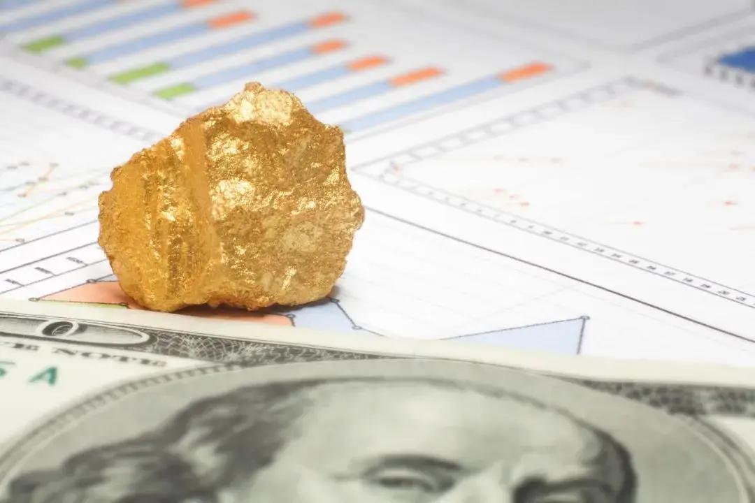 你拿黄金干什么?近日,黄金的不稳定,网络上的人们吵吵闹闹,有人说还要涨,有人说