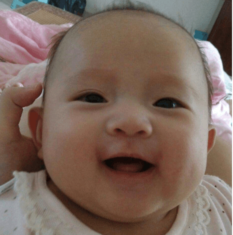 4个月的胖小子变痴呆, 宝妈母乳有问题