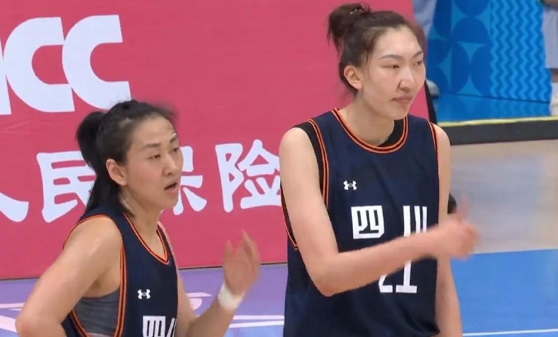 四川体育局“坐不住了”！广东体育局“仰天长啸”！1.四川男女篮众星云集，都是