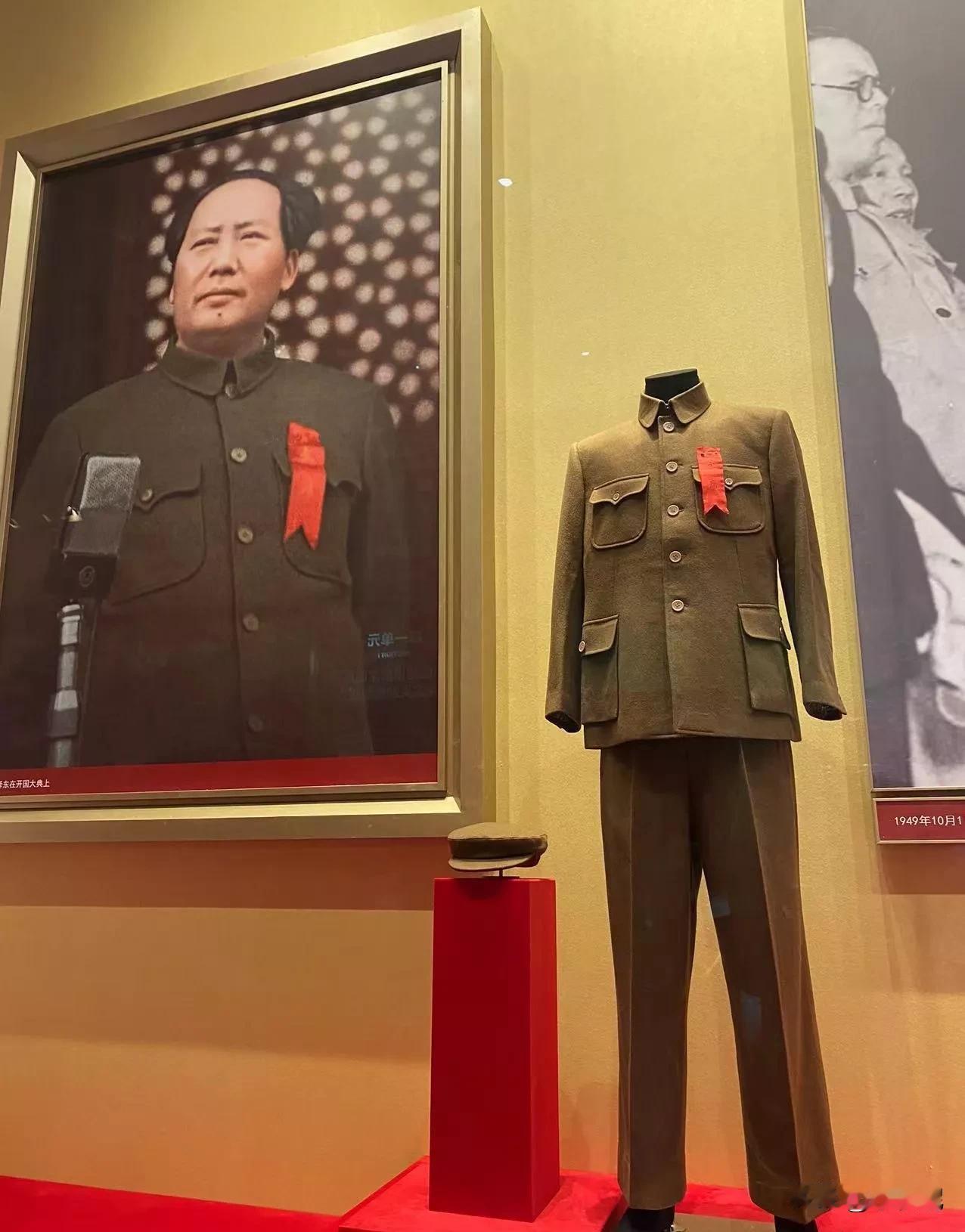 这套衣服的呢子布料，还是缴获的！谁能够告知这套衣服的尺码？早在20年前，天涯