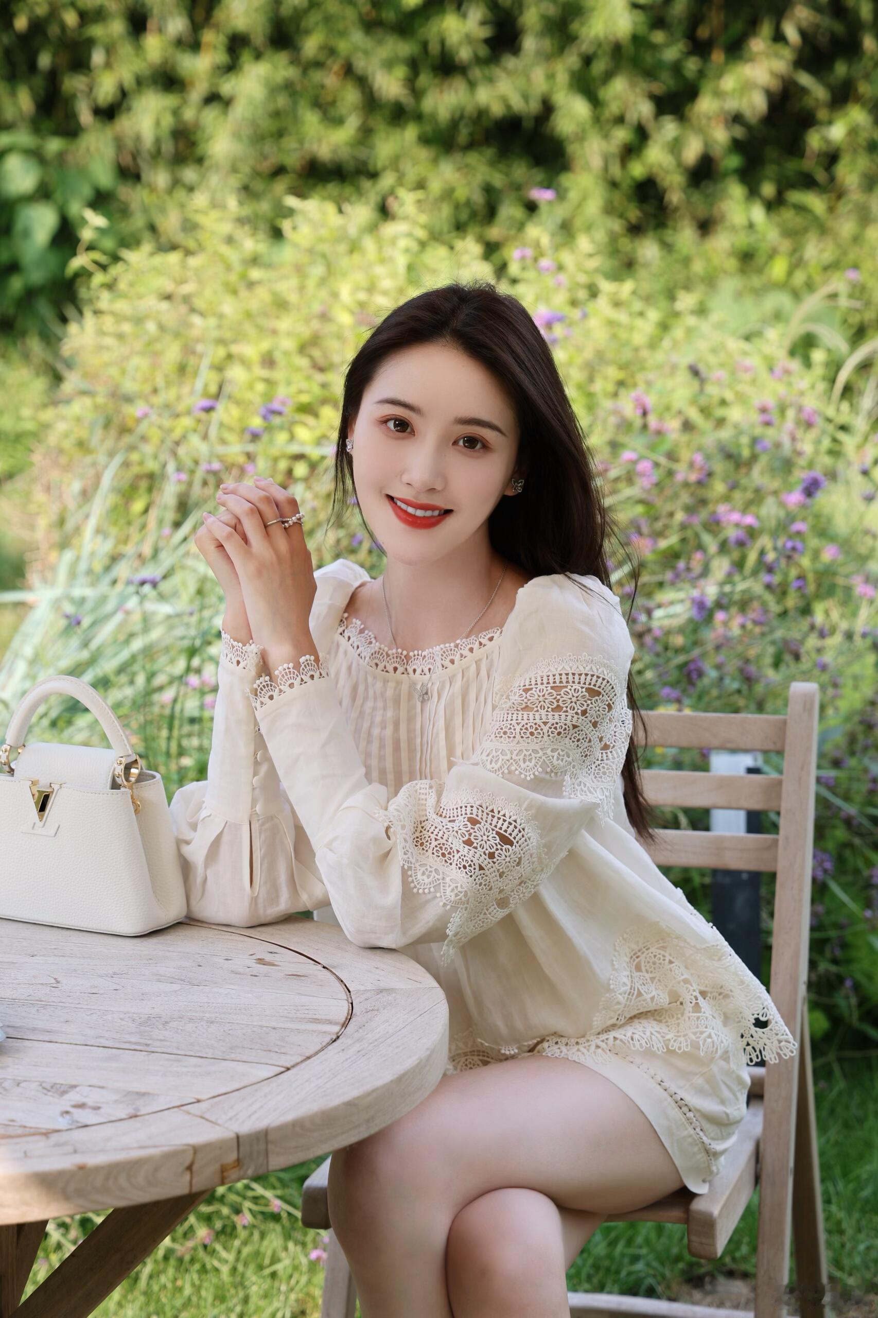 李丹🫧美女主持人的生活小碎片​​​