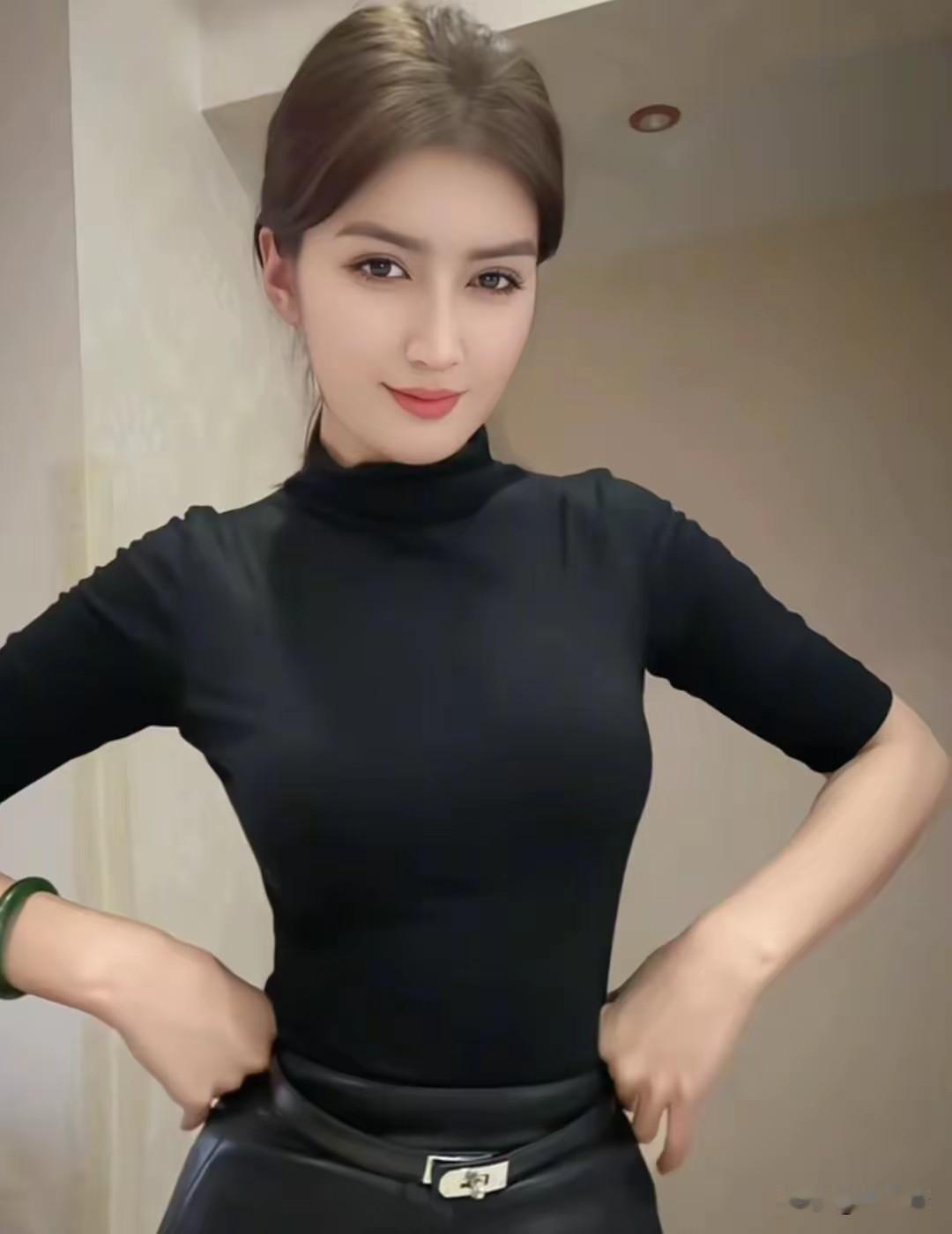 乌克兰美女就是漂亮，随便做个动作，都让人觉得有气质。