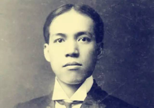 1900年，梁启超爱上了20岁的秘书何慧珍。写信告诉妻子，请妻子成全。没想到妻子