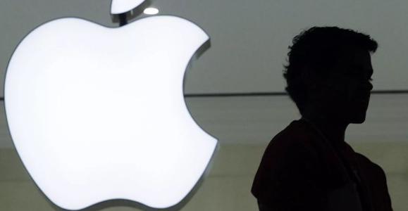 美国苹果公司在全球品牌价值500强榜单中再次榜首。其品牌价值增长6%，达到6