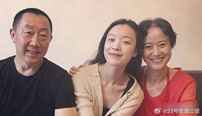 倪妮的妈妈居然是她？果然没有整过容。