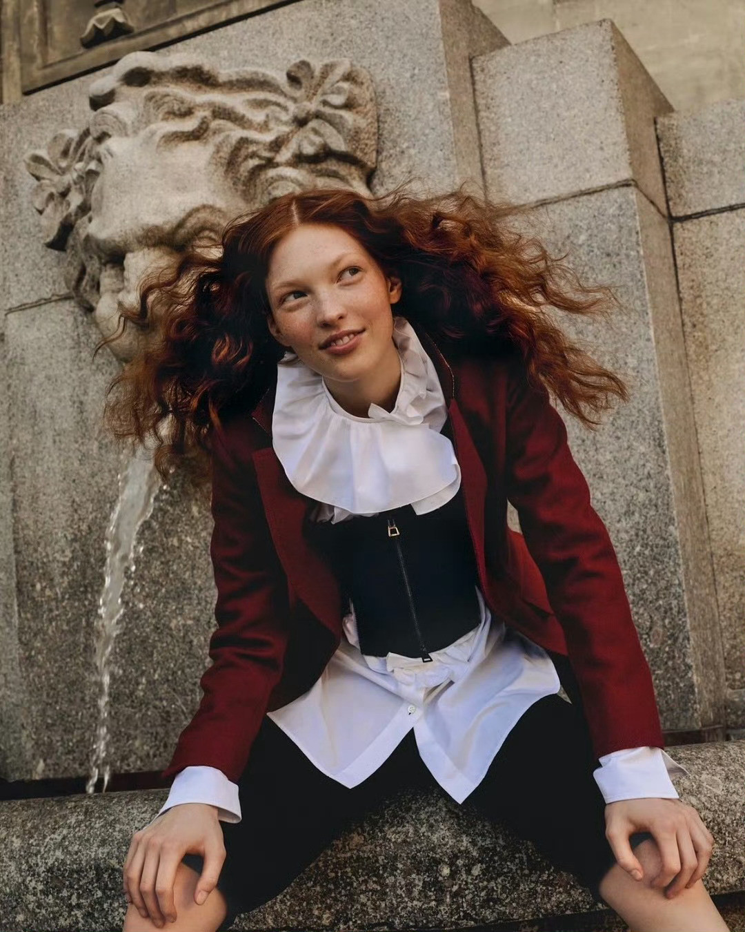 波兰版《ELLE》Nov2025摄影DorotaSzulc模特Zuza