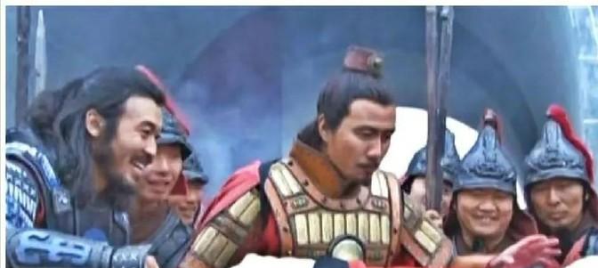 1363年七月二十一日，鄱阳湖的浊浪吞噬了身穿赤红军袍的身影。当陈友谅的悍将张定