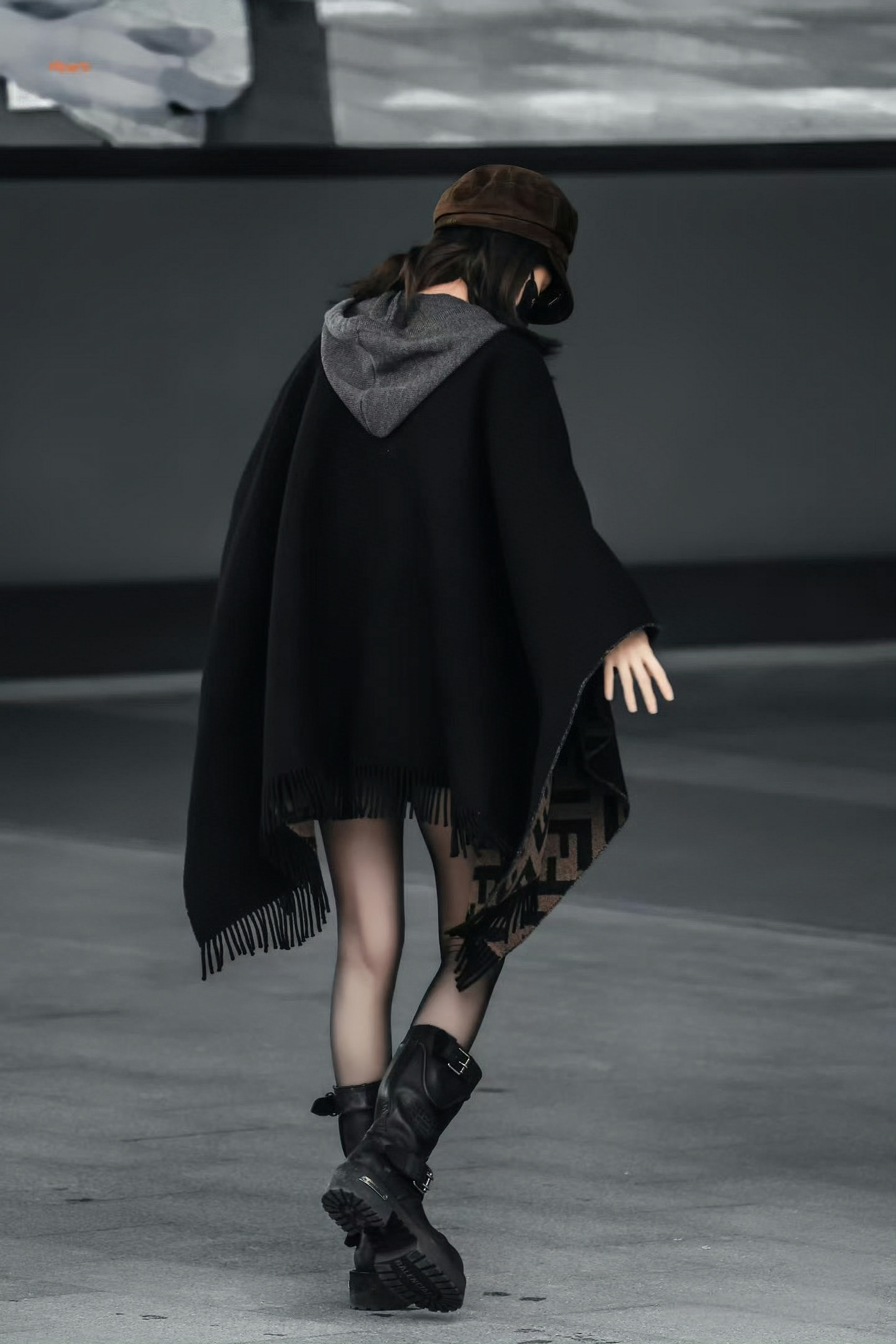 白鹿x黑丝短靴穿搭