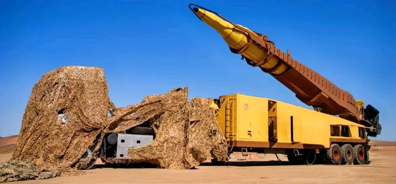 半岛电视台报道，当地时间25日，据知情人士透露，为应对美军可能于近期发动的夺岛行