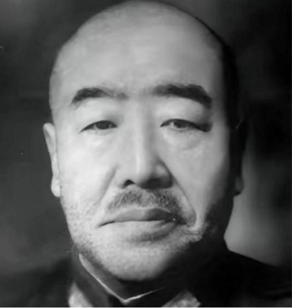 1943年庞炳勋投敌叛国，砍下30多名八路军的头颅，67年后重见天日。2010年