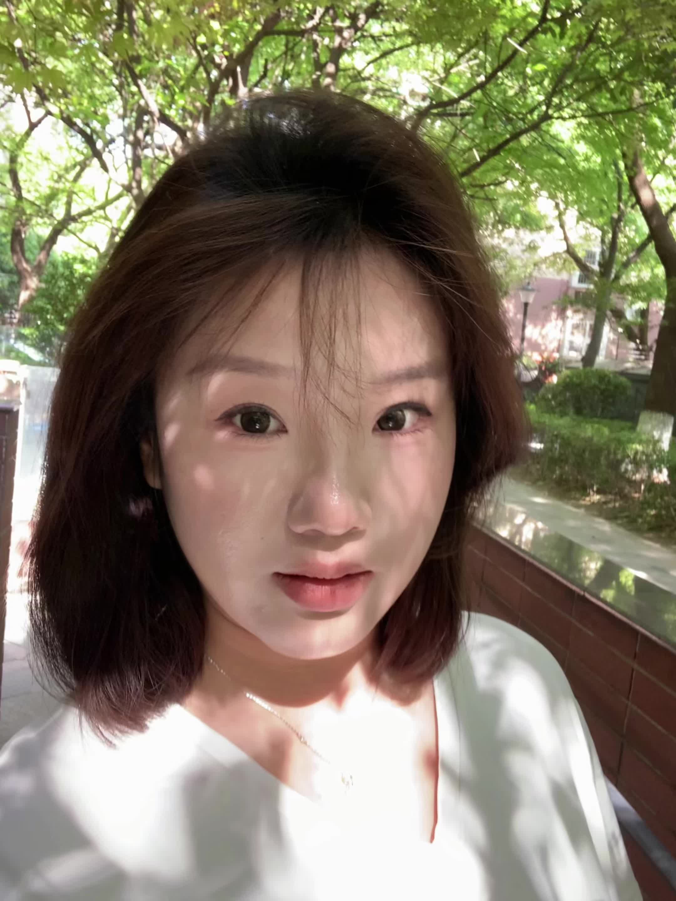 夏天请保持这个温度 再热短发的就崩溃了