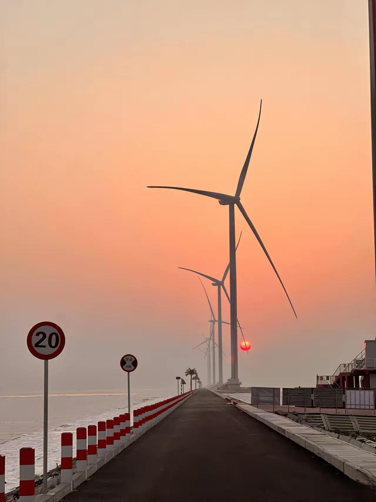 活得久的老人，早就把这六样东西戒了​第一戒：戒凉不喝凉水不吃凉饭不贪凉