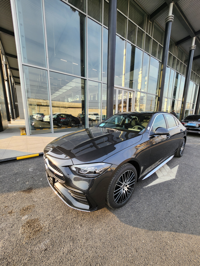 老司机提奔驰C石墨灰！谈谈奔驰C260驾驶感受（驾龄二十多年，阅车数十种）1