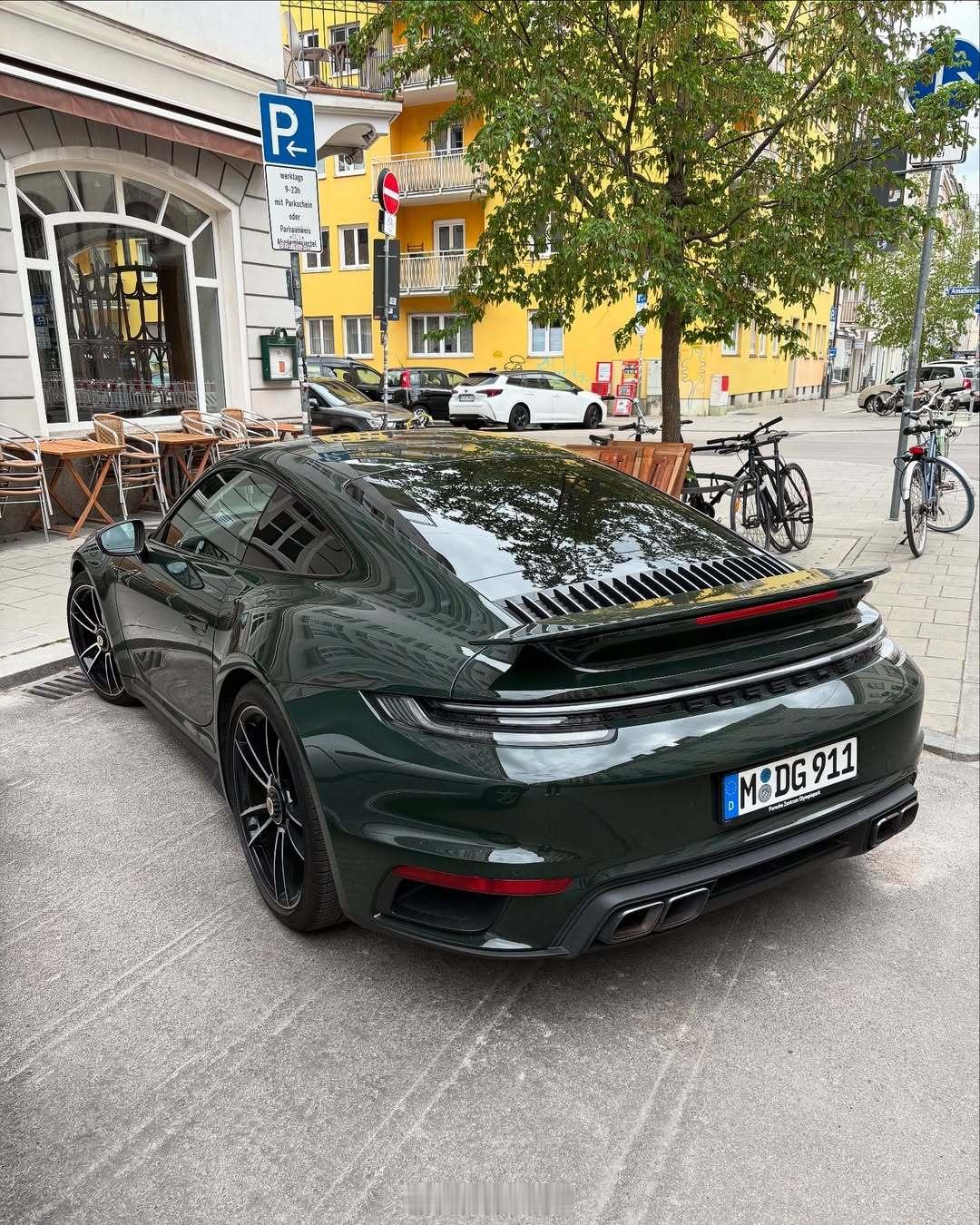 Porsche911TurboSBrewsterGreen​​​