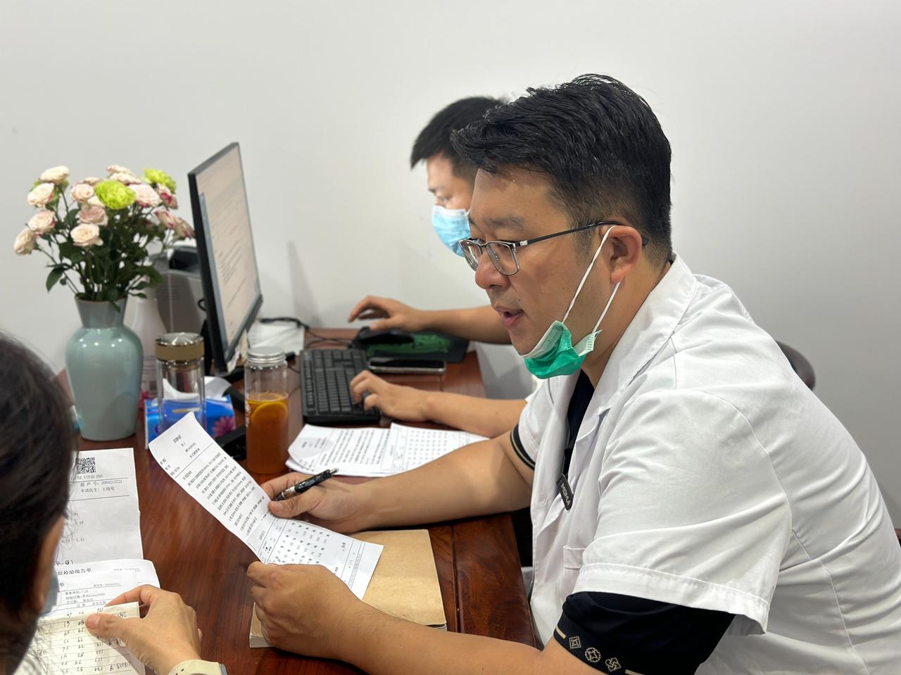 我的化斑方从不保密：3味平价药煮水喝，通血管、消斑块，血管越喝越干净！我是深