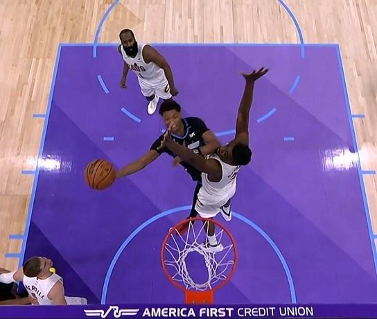 爵士队是真的明目张胆的演戏！对阵骑士，第四节，几个主力又不打了！12投7中