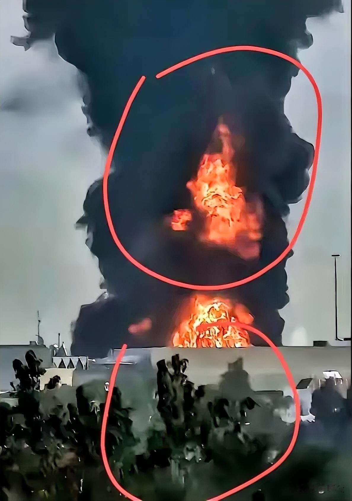 40年砸出来的沙漠神话，只扛了14天。3月16日的几架无人机，直接撕碎了这座