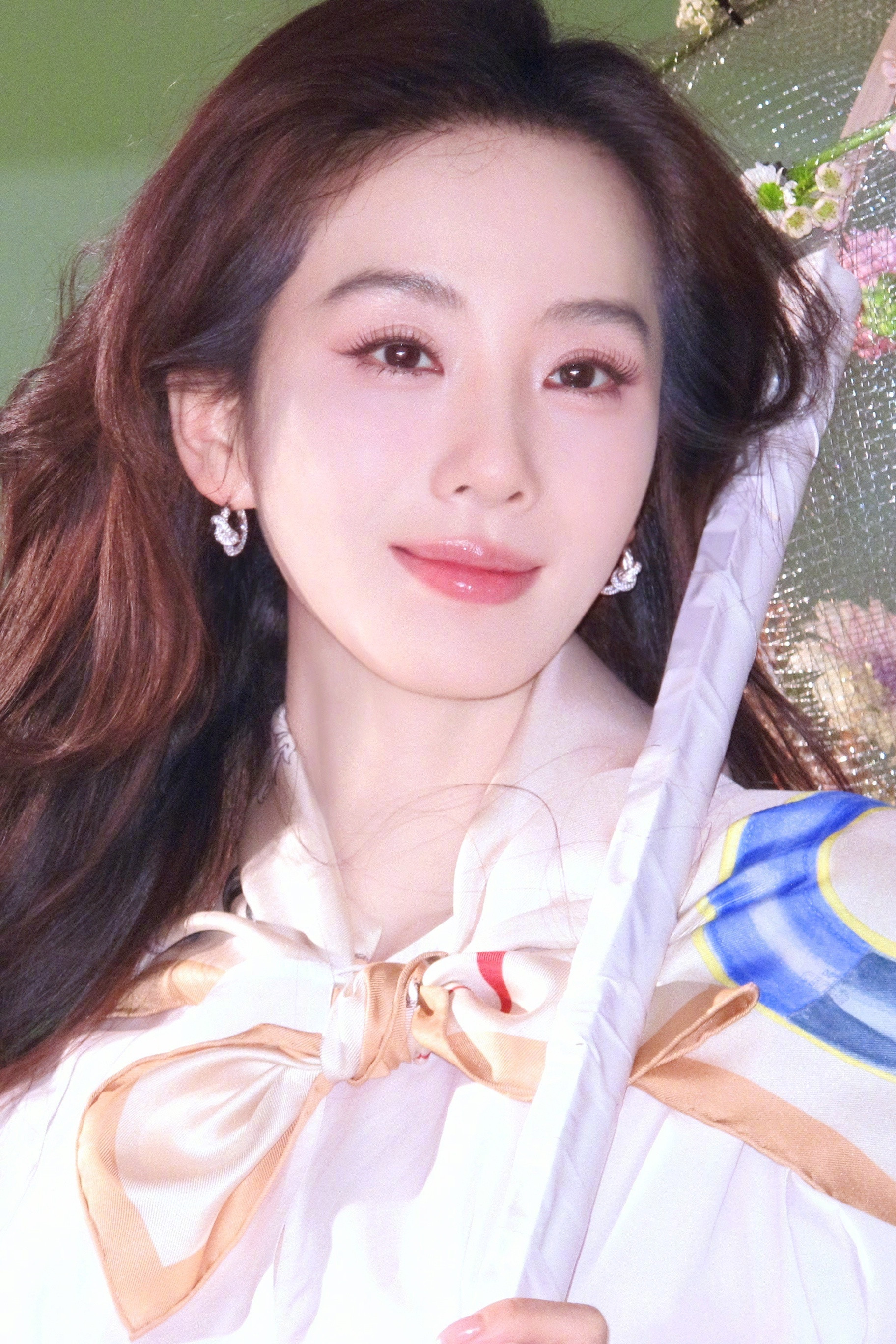 刘诗诗✘生贺图温柔又明媚的美~~刘诗诗39岁捧花照