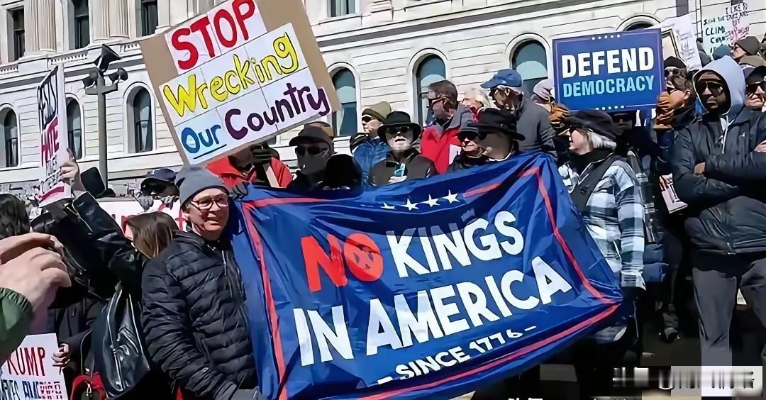 不用我们出手了，美国已经爆发内乱了！全美国50多个州沦陷，700多万人喊着着特朗
