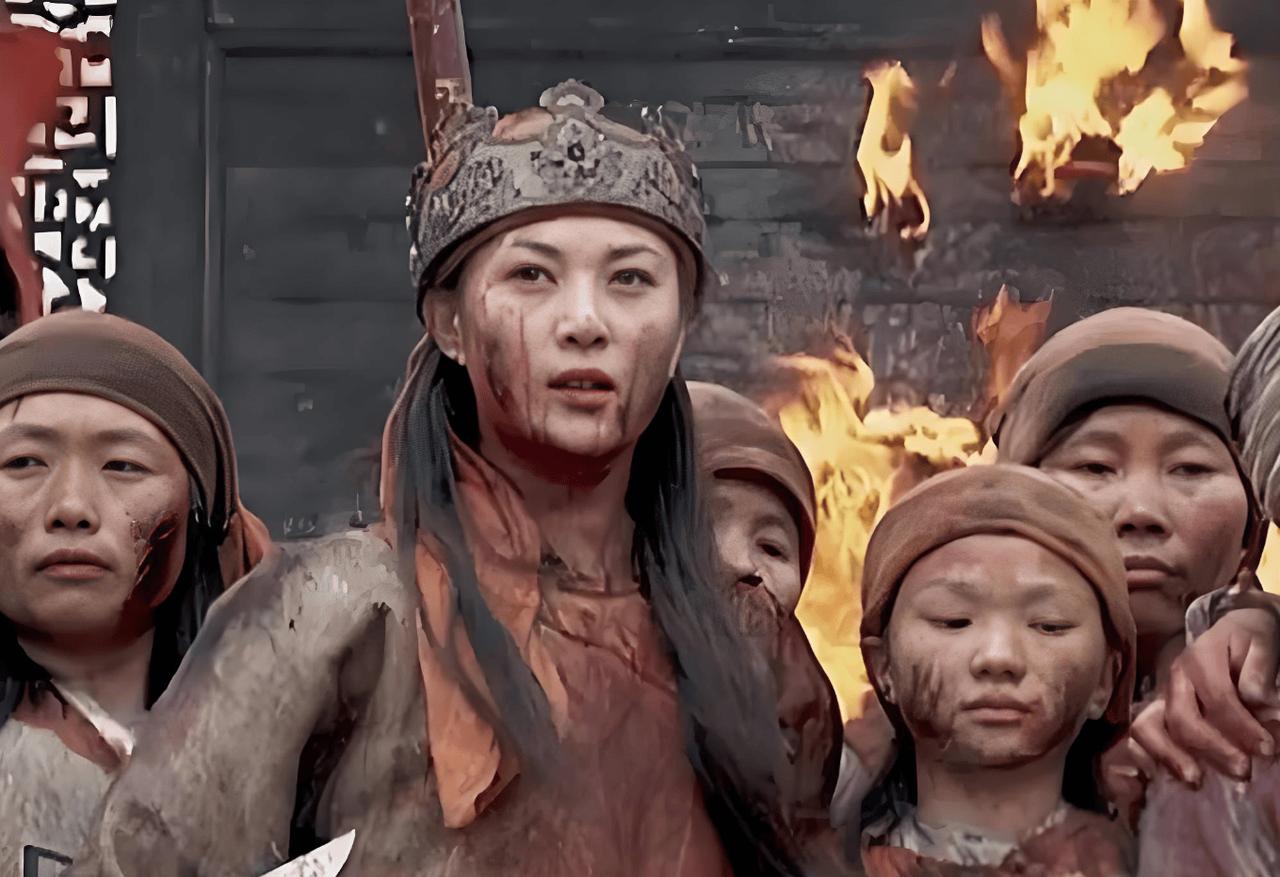 天京陷落，满城血光。两万太平军家眷被屠，两千余人遭凌迟。唯有一名王妃，带着三岁幼