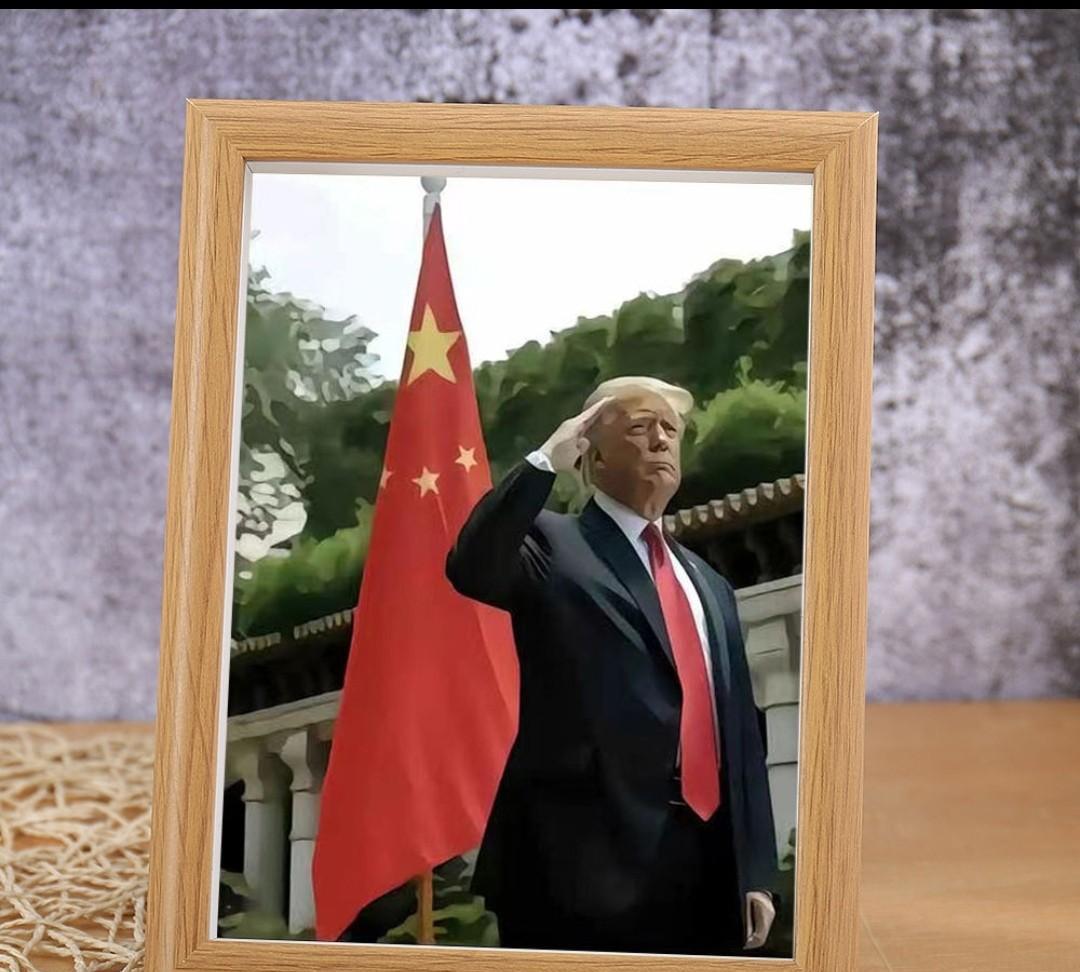 特朗普太尴尬了！全球瞩目的北京九月三日大阅兵已临近，特朗普总想让咱亲自请他来北