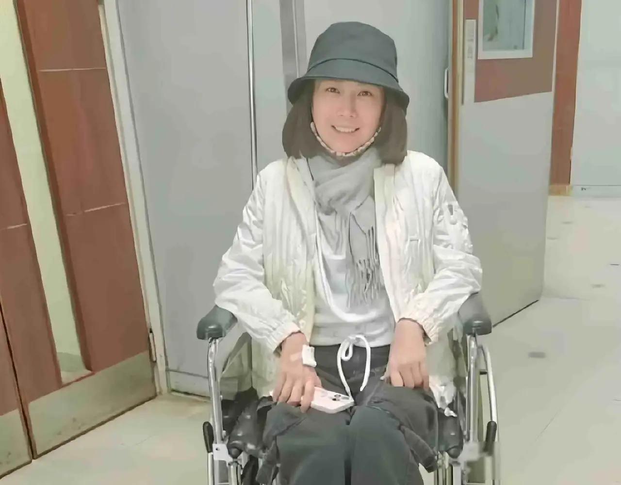 51岁前港姐抗癌遇多重打击仍笑对，这4个健康警示每个人都该看刷到51岁前港