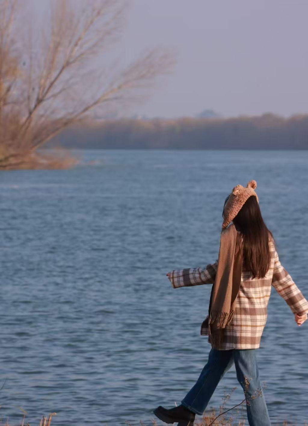 我家读大学的孩子放假回来了，寒假刚回来就有人找要给孩子补课，给初三的学生补物理，