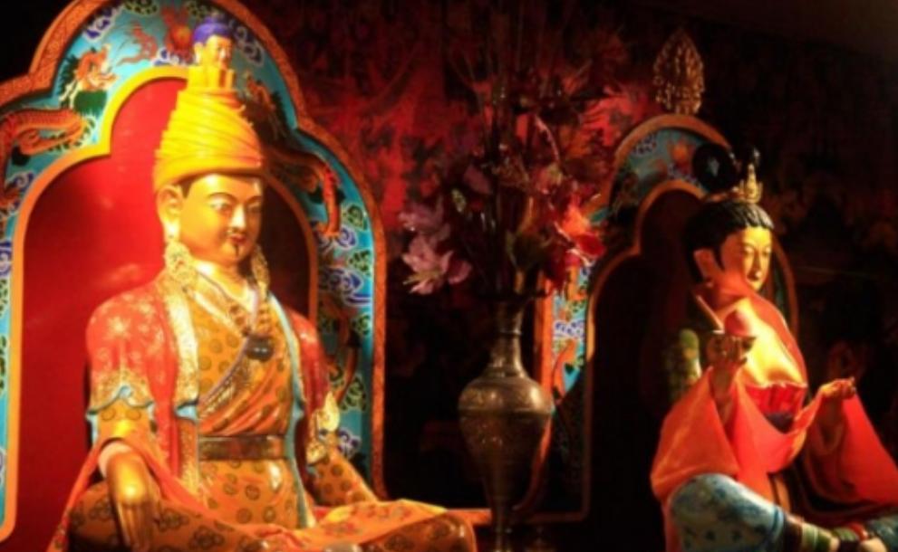 650年，松赞干布病逝，文成公主被逼迫殉葬。当这件事情传到唐高宗李治耳中时，李治