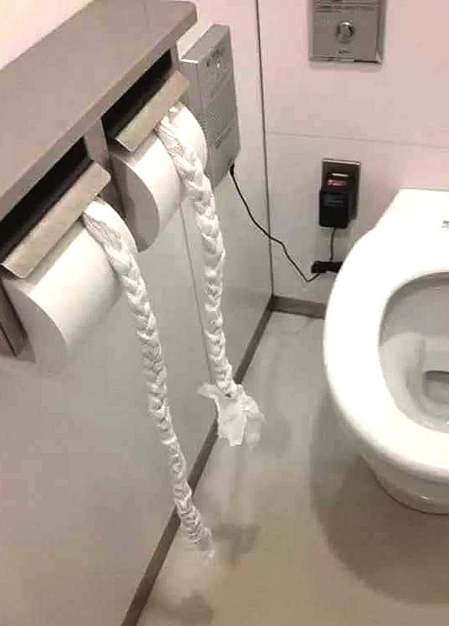 你们上厕所都怎么打发时间