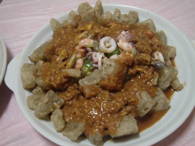 辽宁代表美食十种1.锅包肉：辽宁的锅包肉用番茄酱，酸甜口，外酥里嫩。哈尔滨