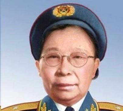 1955年，开国女将军李贞回乡探亲，遇到了打骂她的第一任丈夫古老三，当二人再相见