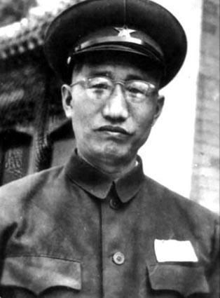 1947年，徐向前回到前线，一清点部队底子，正规军还不到1个旅，武器也很差，勉强