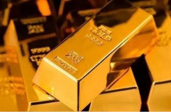 美国抡起制裁大棒，打算在黄金市场给我们来个下马威，结果戏剧性的一幕出现了：金价被