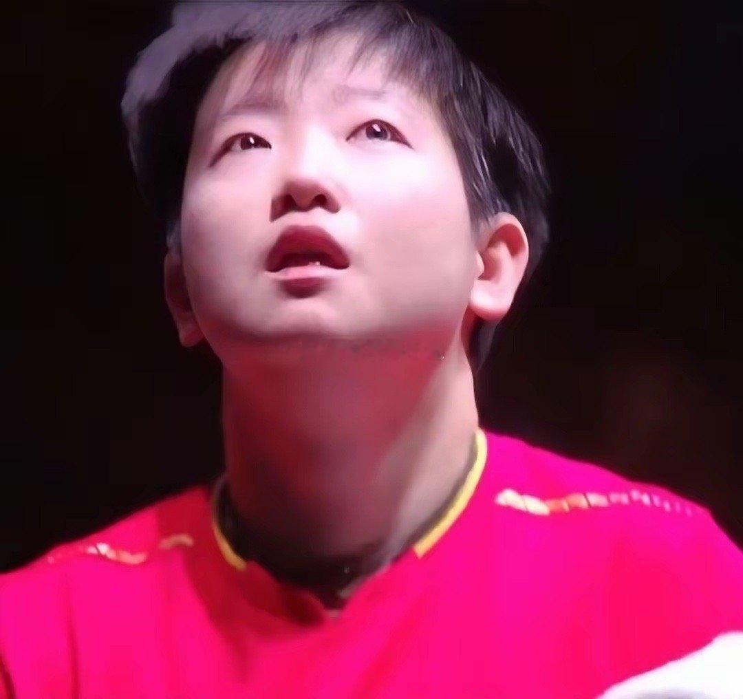 再过四年孙颖莎29岁，王曼昱30岁了，恐怕小将们已经上来了，哪儿还有她们机会？！