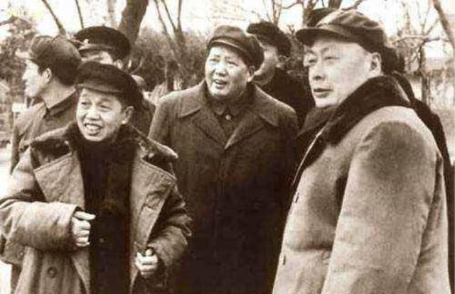 陈毅十年后与毛主席重逢，诚恳提出一项建议，却被毛主席直接否定让人遗憾1932年