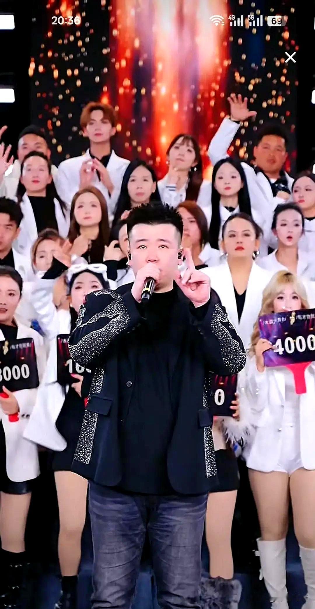 停更500天，砸钱砸人，把你从12万推到3000万粉丝。你功成名就后第一件事，