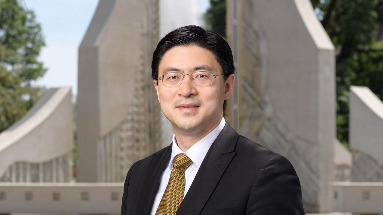 这大概是今年留学圈最讽刺的一幕了。普渡大学，这所曾经因为邓稼先先生求学而对中国学