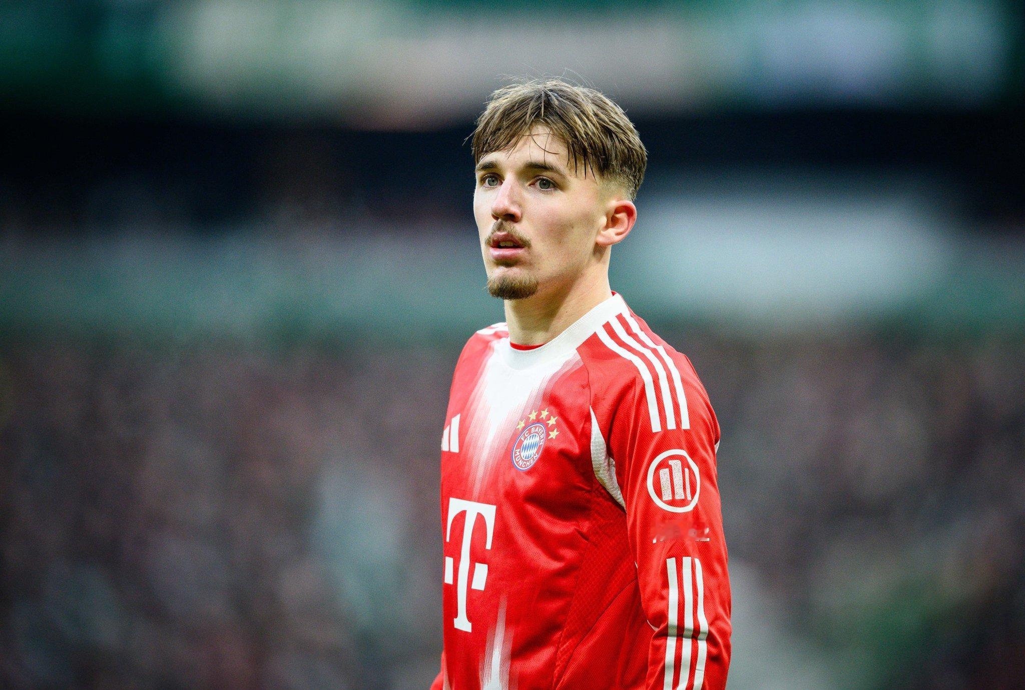 拜仁慕尼黑正与巴拉克及卡尔阵容的其他成员就一份新的合同进行谈判，合同期限至203