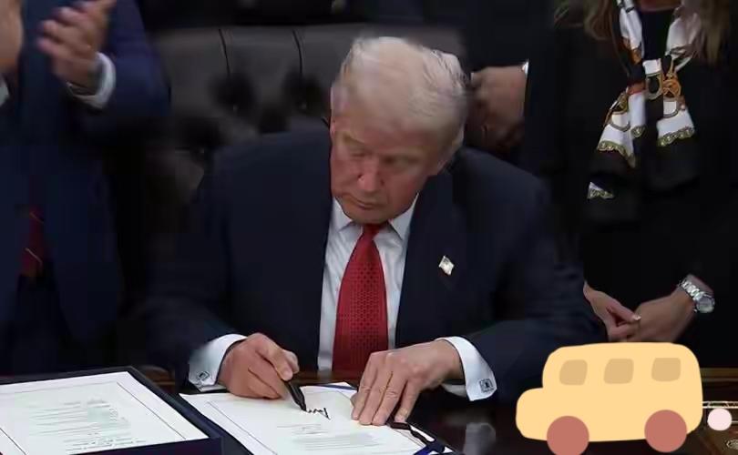 特朗普气炸了!在达沃斯论坛上，他使出浑身解数威逼利诱恐吓辱骂。结果全球主要国家