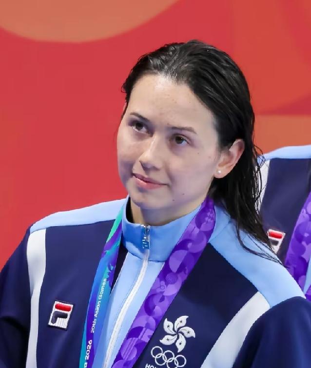 香港游泳女运动员何诗蓓，一脸大麻子，怎么突然好了？去年全运会，还一脸全都是，