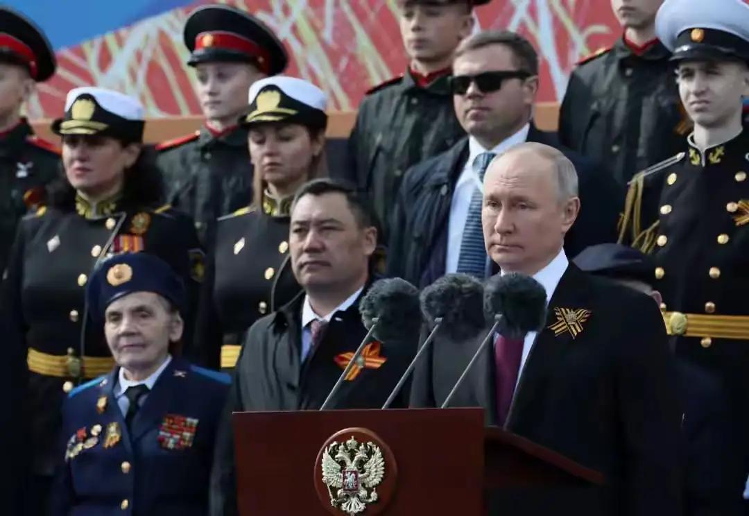 憋了整整一年！俄方突然发声，原来早给中国留足了空间隐忍一年不吭声，俄罗斯这