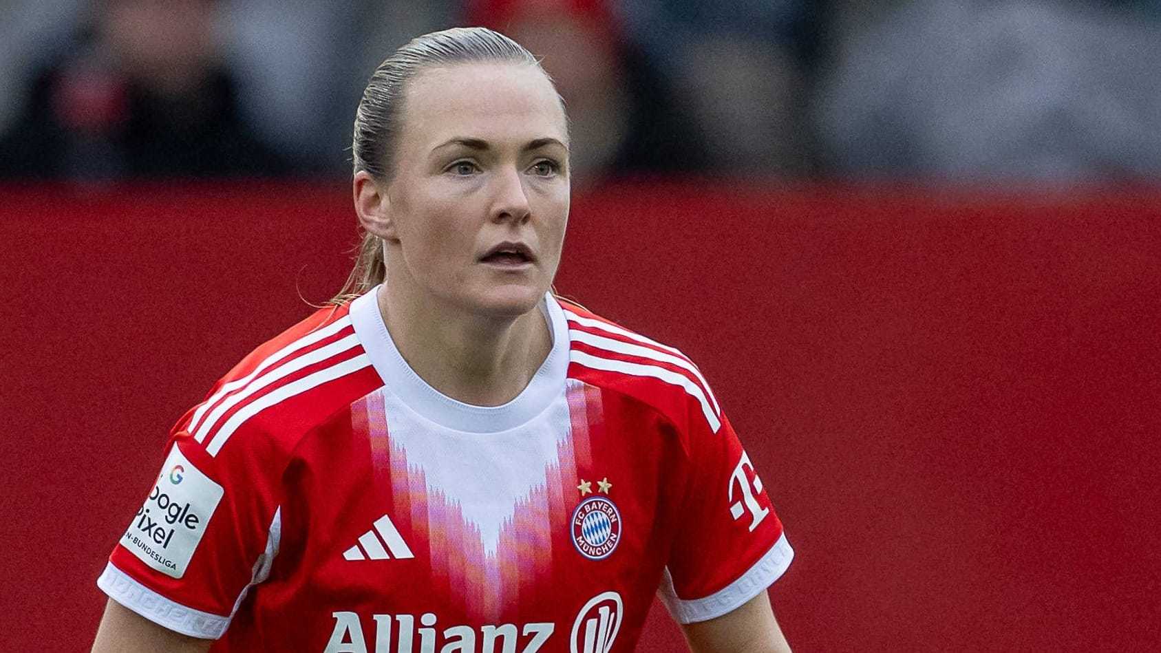 拜仁女队中后卫MagdalenaEriksson透露，她已被任命为男队球探一职